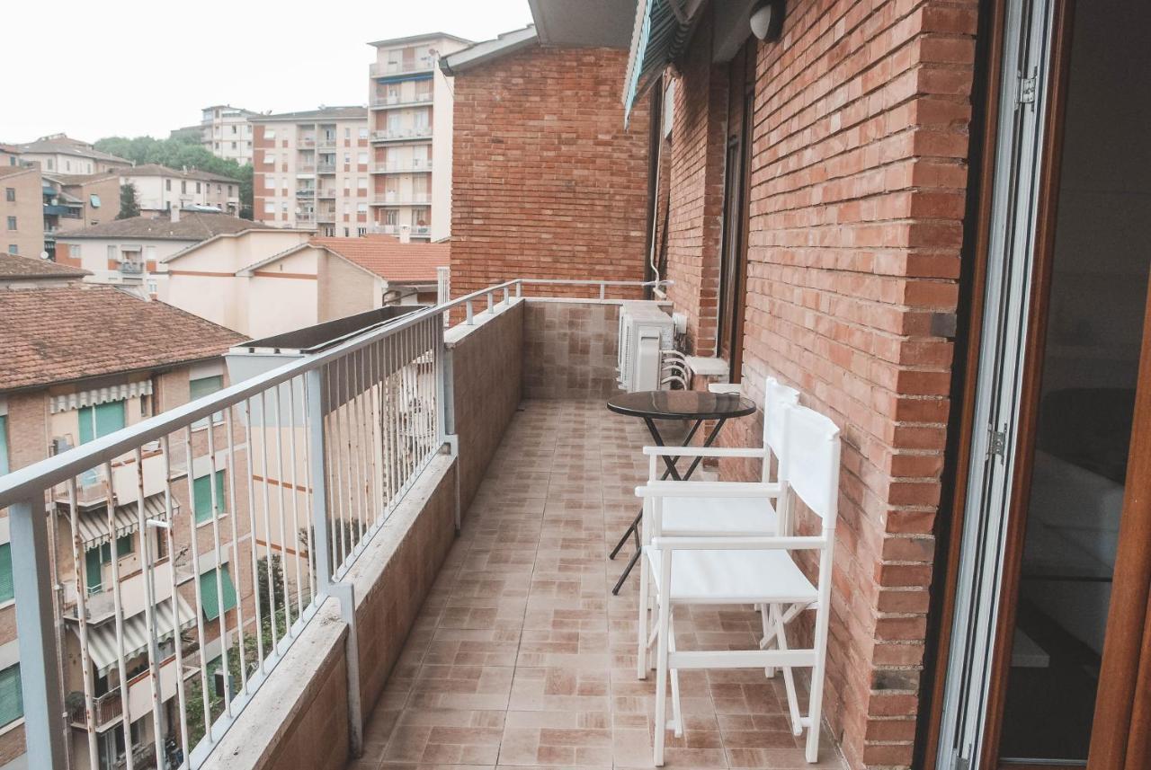 Nova Domus Flat Free Private Parking Lägenhet Siena Exteriör bild